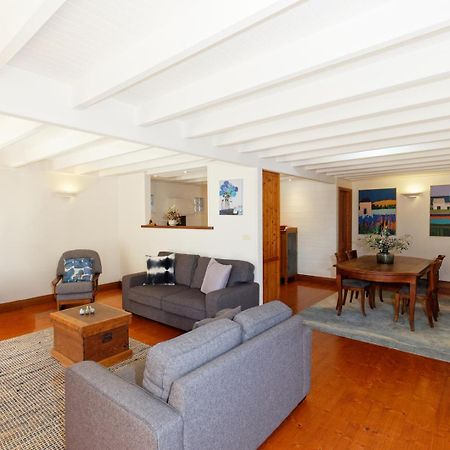 Hotel 54 On Bank à Port Fairy Extérieur photo